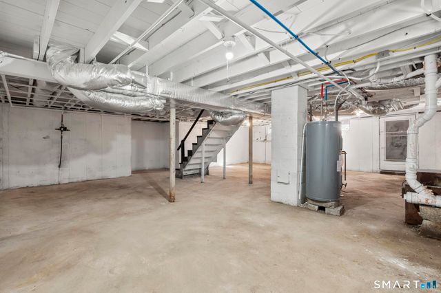 405 Wilcoxson Avenue, Stratford, CT 06614