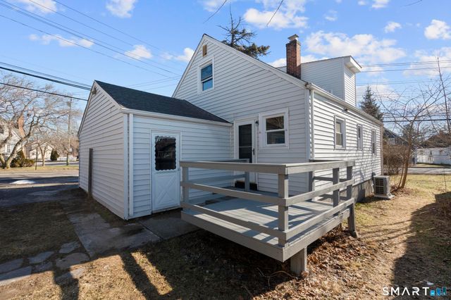 405 Wilcoxson Avenue, Stratford, CT 06614