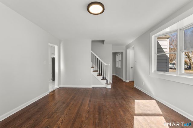 405 Wilcoxson Avenue, Stratford, CT 06614