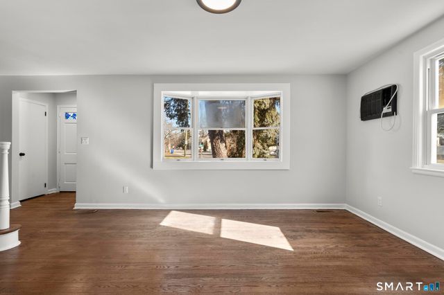 405 Wilcoxson Avenue, Stratford, CT 06614