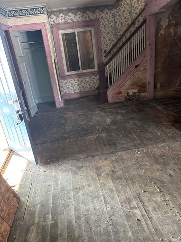 625 E Dubail Avenue, South Bend, IN 46613