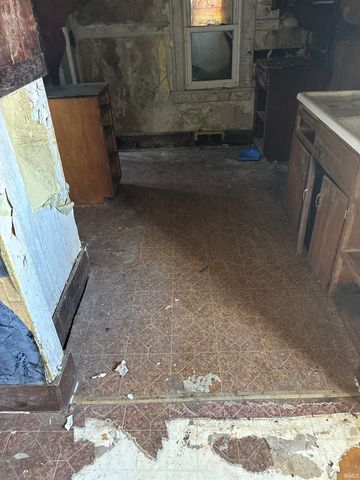 625 E Dubail Avenue, South Bend, IN 46613