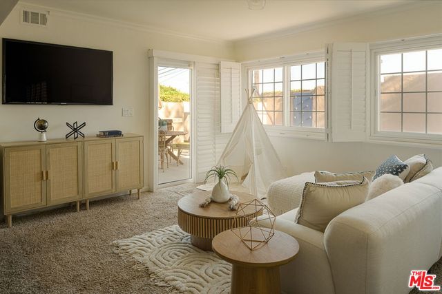 7338 W 91st Street, Los Angeles, CA 90045