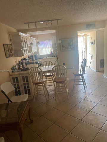 9400 Sunrise Lakes Boulevard 105, Sunrise, FL 33322