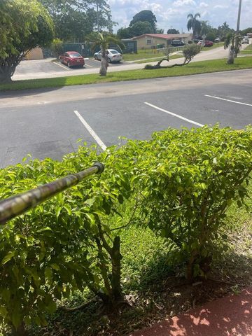 9400 Sunrise Lakes Boulevard 105, Sunrise, FL 33322