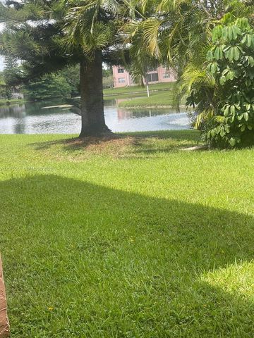 9400 Sunrise Lakes Boulevard 105, Sunrise, FL 33322