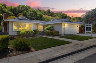 1441 Woodberry Avenue, San Mateo, CA 94403