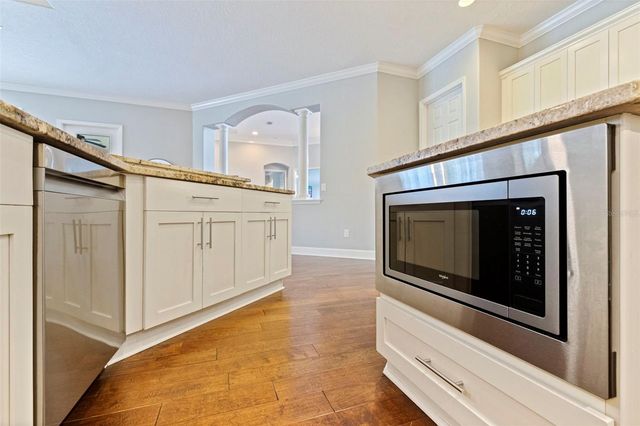 3162 FOXWOOD LANE, Tarpon Springs, FL 34688