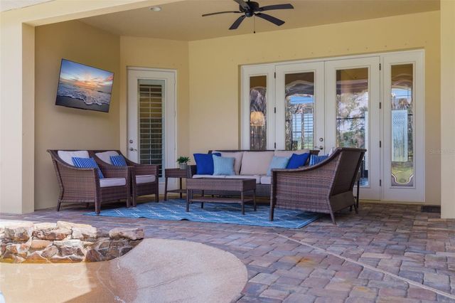 3162 FOXWOOD LANE, Tarpon Springs, FL 34688