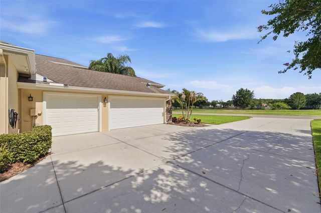 3162 FOXWOOD LANE, Tarpon Springs, FL 34688