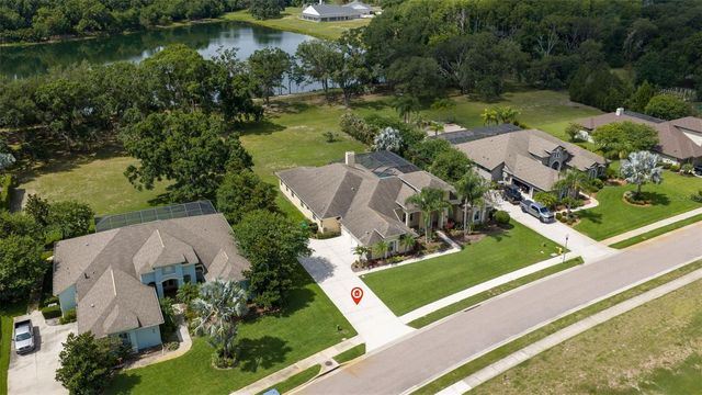 3162 FOXWOOD LANE, Tarpon Springs, FL 34688