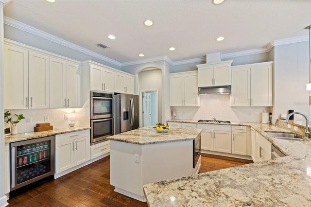 3162 FOXWOOD LANE, Tarpon Springs, FL 34688