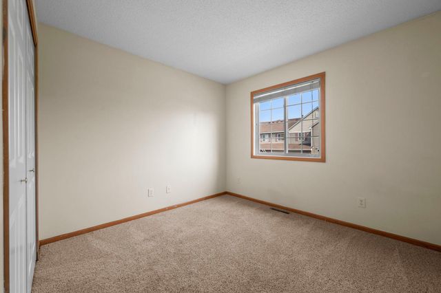 4709 Blaylock Way 2804, Inver Grove Heights, MN 55076