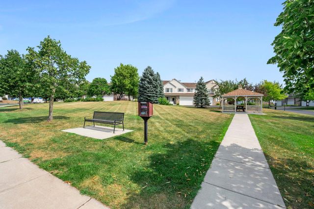 4709 Blaylock Way 2804, Inver Grove Heights, MN 55076