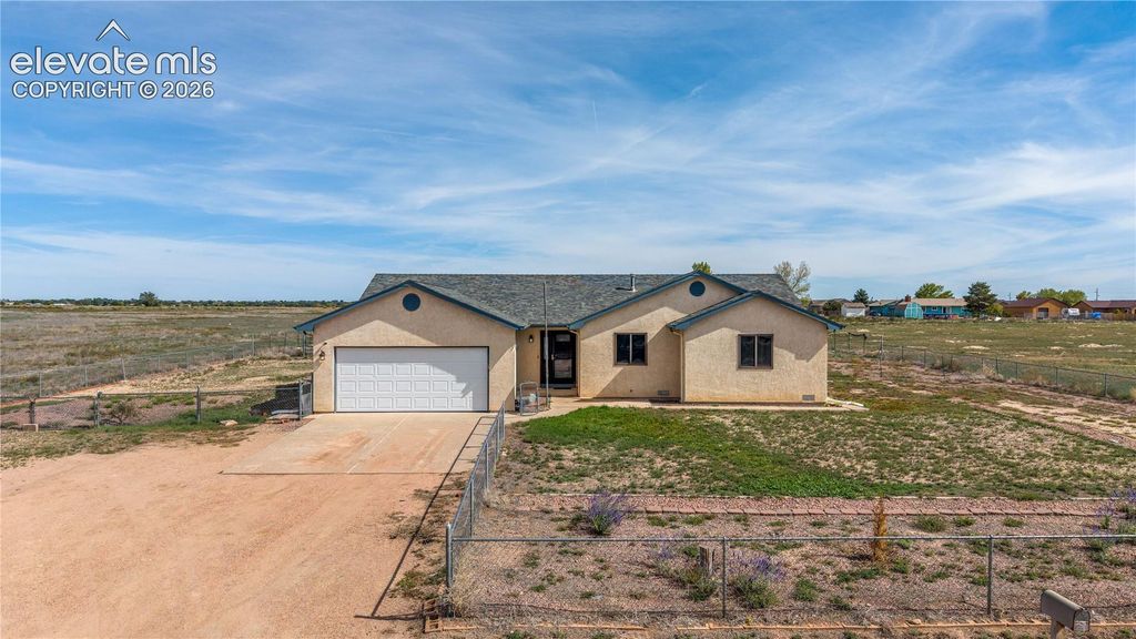 648 S Las Verdes Drive, Pueblo West, CO 81007 — photo 2