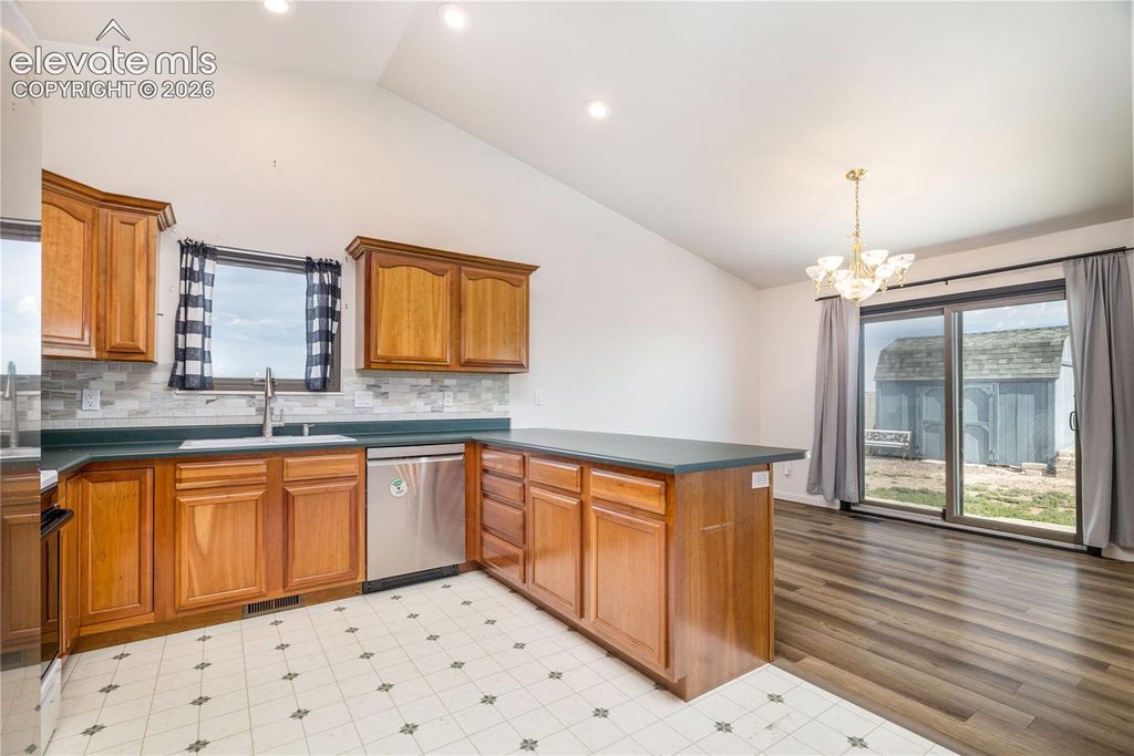 648 S Las Verdes Drive, Pueblo West, CO 81007 — photo 5