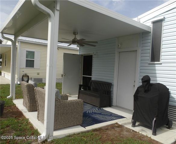 7534 Montauk Avenue U15, Micco, FL 32976
