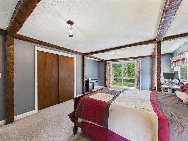 12 Griffin Terr, Weymouth, MA 02190