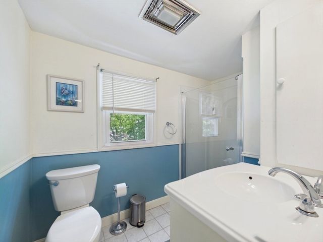 12 Griffin Terr, Weymouth, MA 02190