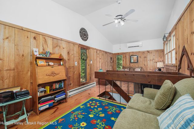 357 Chestnut Hill Road, Woodstock, NY 12498
