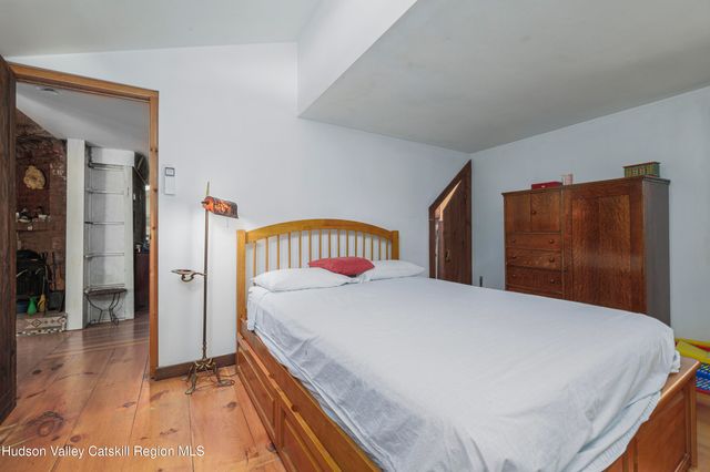357 Chestnut Hill Road, Woodstock, NY 12498