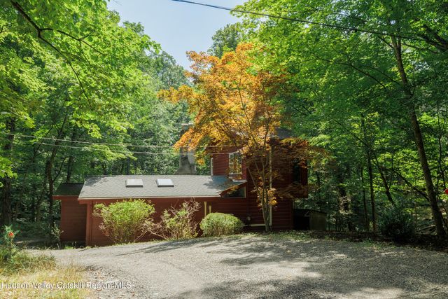 357 Chestnut Hill Road, Woodstock, NY 12498