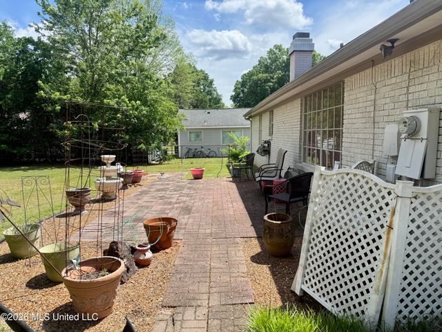 8512 Bridgewood Drive, Southaven, MS 38671