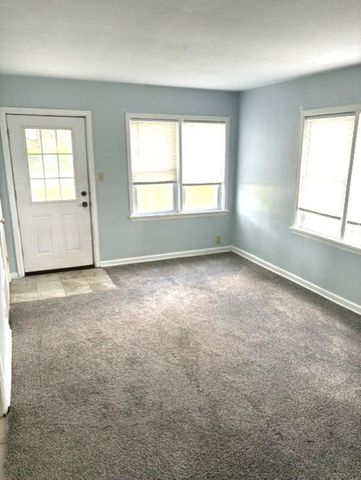 320 Ohio Street, Waterloo, IA 50702