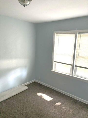320 Ohio Street, Waterloo, IA 50702