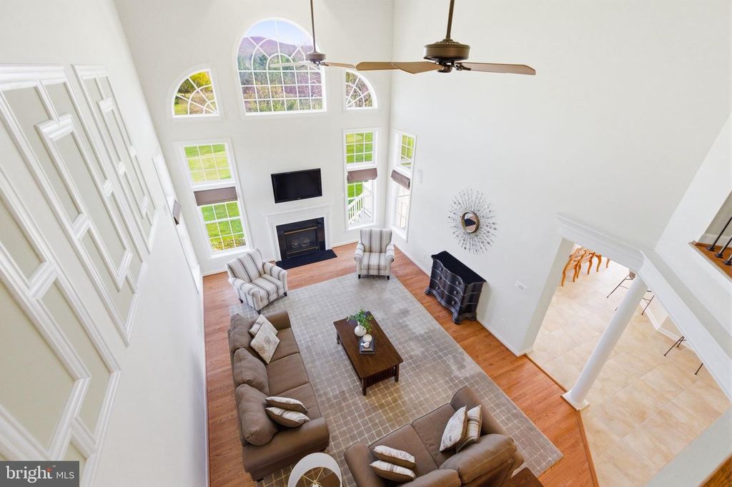 Image 15 of property listing at 5 STONE SPRINGS LN, Middletown, MD 21769