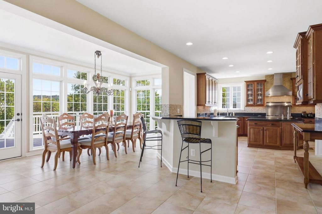 Image 18 of property listing at 5 STONE SPRINGS LN, Middletown, MD 21769