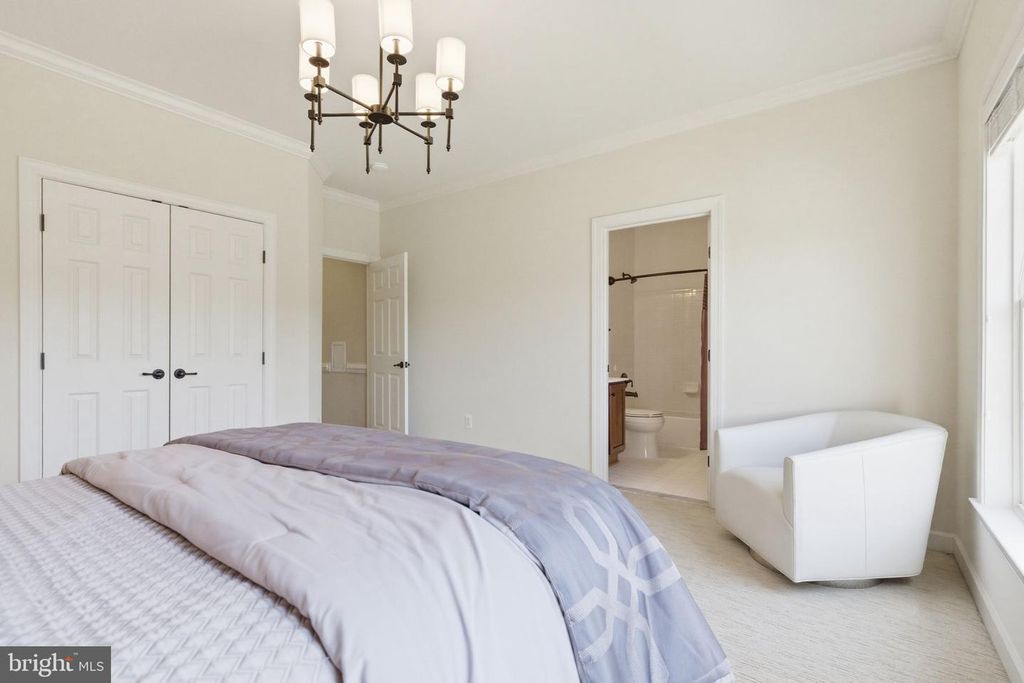 Image 38 of property listing at 5 STONE SPRINGS LN, Middletown, MD 21769