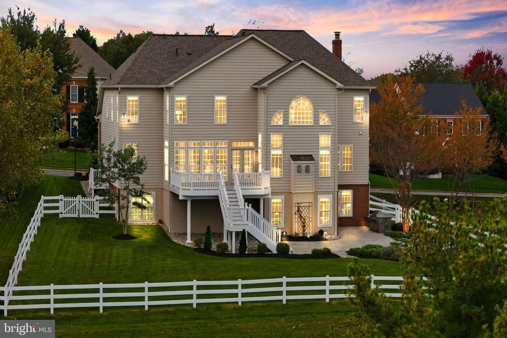 Image 5 of property listing at 5 STONE SPRINGS LN, Middletown, MD 21769