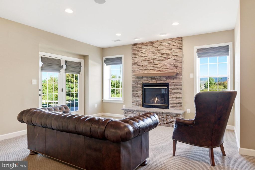 Image 55 of property listing at 5 STONE SPRINGS LN, Middletown, MD 21769