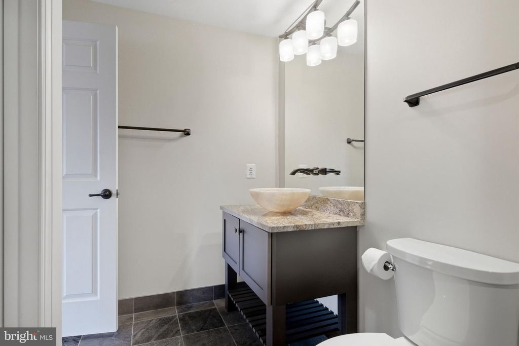 Image 60 of property listing at 5 STONE SPRINGS LN, Middletown, MD 21769