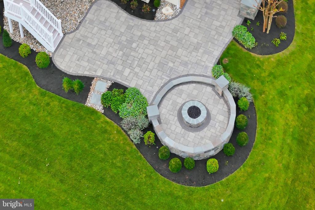 Image 65 of property listing at 5 STONE SPRINGS LN, Middletown, MD 21769