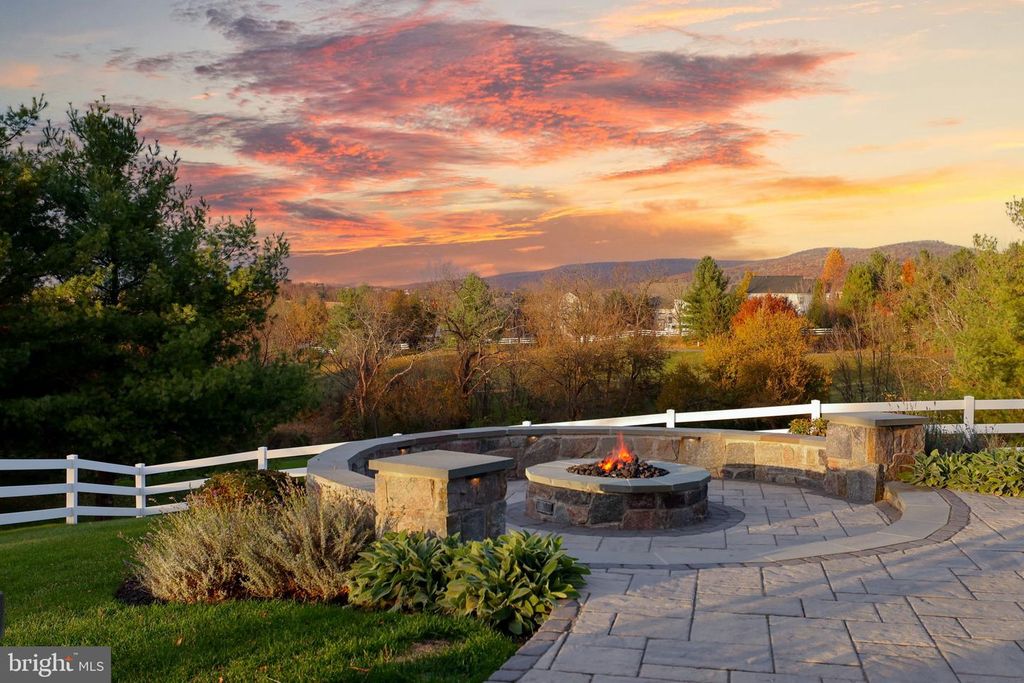 Image 68 of property listing at 5 STONE SPRINGS LN, Middletown, MD 21769