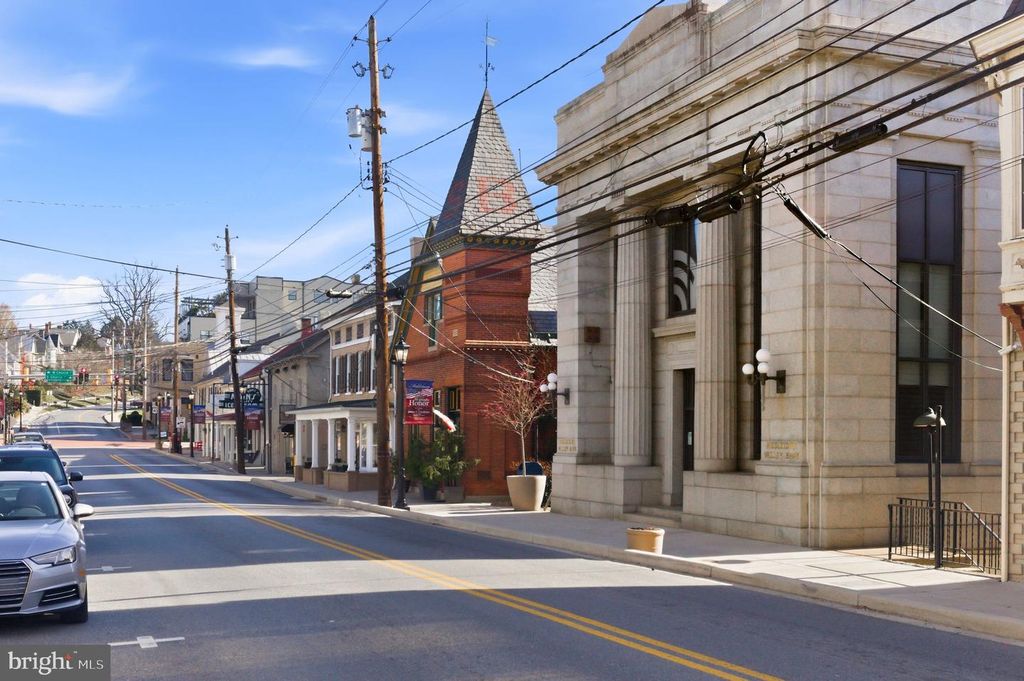 Image 86 of property listing at 5 STONE SPRINGS LN, Middletown, MD 21769