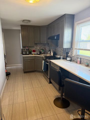 31 Edwin Street, Carteret, NJ 07008