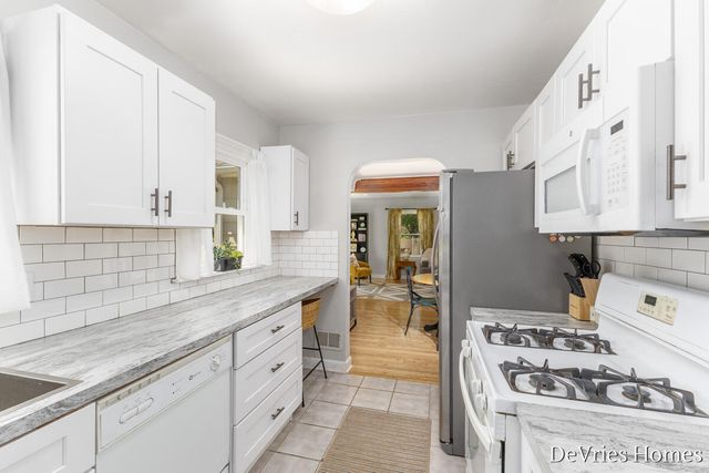 3543 30th Street, Grandville, MI 49418
