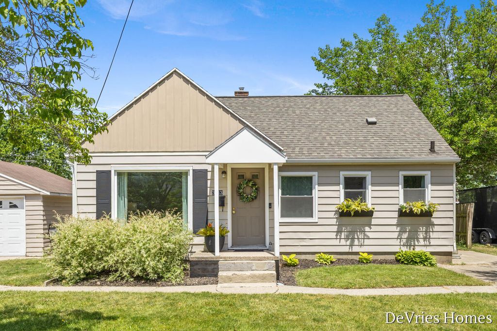 3543 30th Street, Grandville, MI 49418