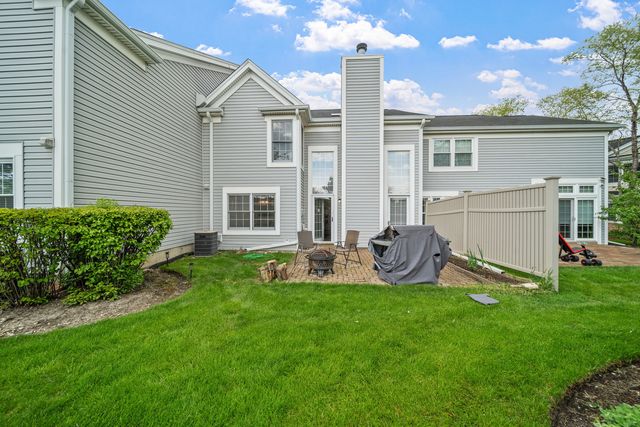 4825 Turnberry Drive, Hoffman Estates, IL 60010