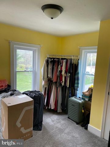 365 SPRINGVALE RD, Red Lion, PA 17356