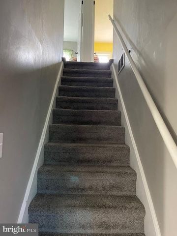 365 SPRINGVALE RD, Red Lion, PA 17356