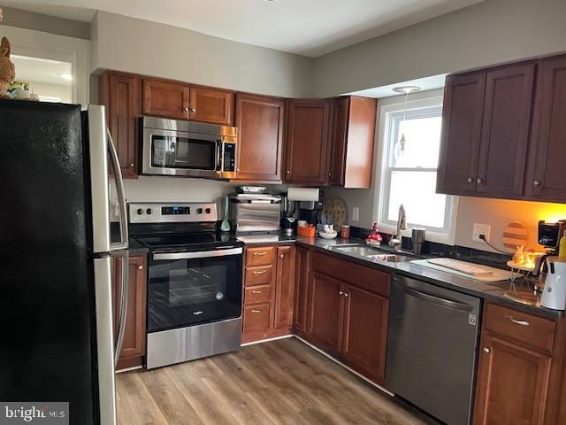 365 SPRINGVALE RD, Red Lion, PA 17356