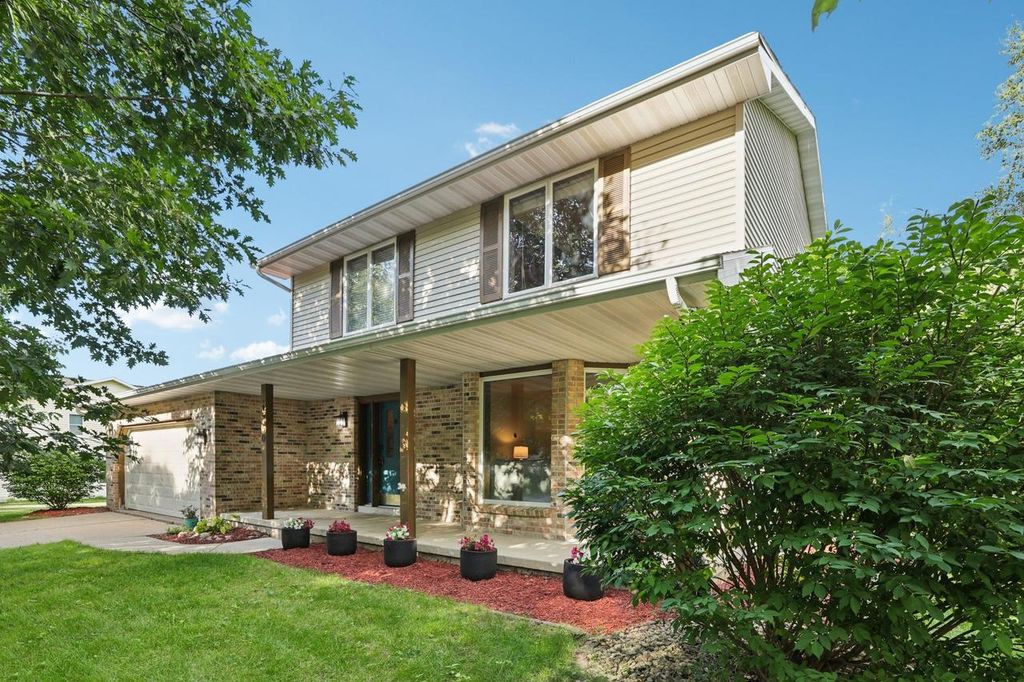 1750 Ludden Drive, Cross Plains, WI 53528