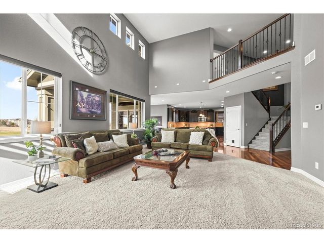 8149 S Blackstone Pkwy, Aurora, CO 80016