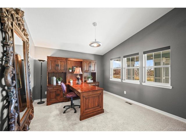 8149 S Blackstone Pkwy, Aurora, CO 80016