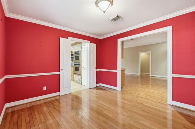 4418 Wigton Drive, Houston, TX 77096