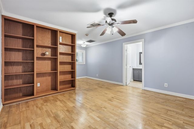 4418 Wigton Drive, Houston, TX 77096